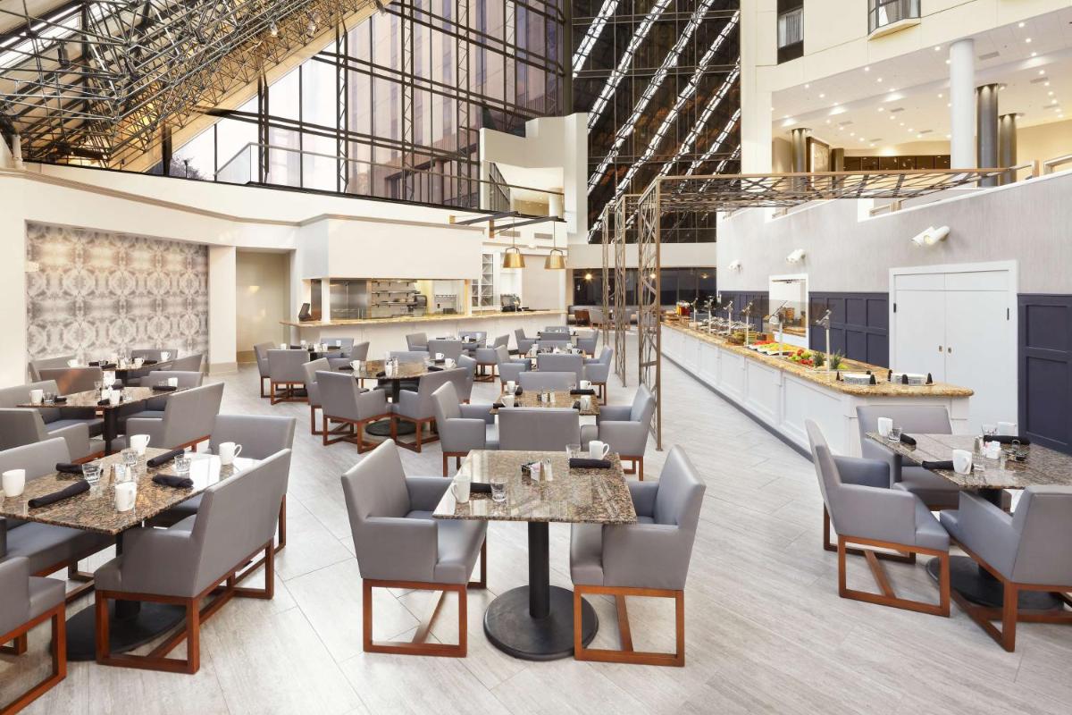 DoubleTree by Hilton Dallas Near the Galleria - Housity