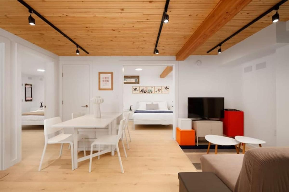 Passive house , luxury 2 bedroom basement suite - Housity
