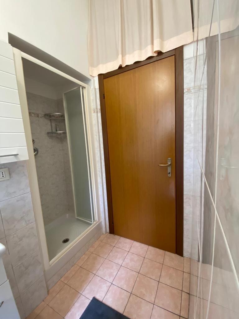 B.L Apartament - Housity