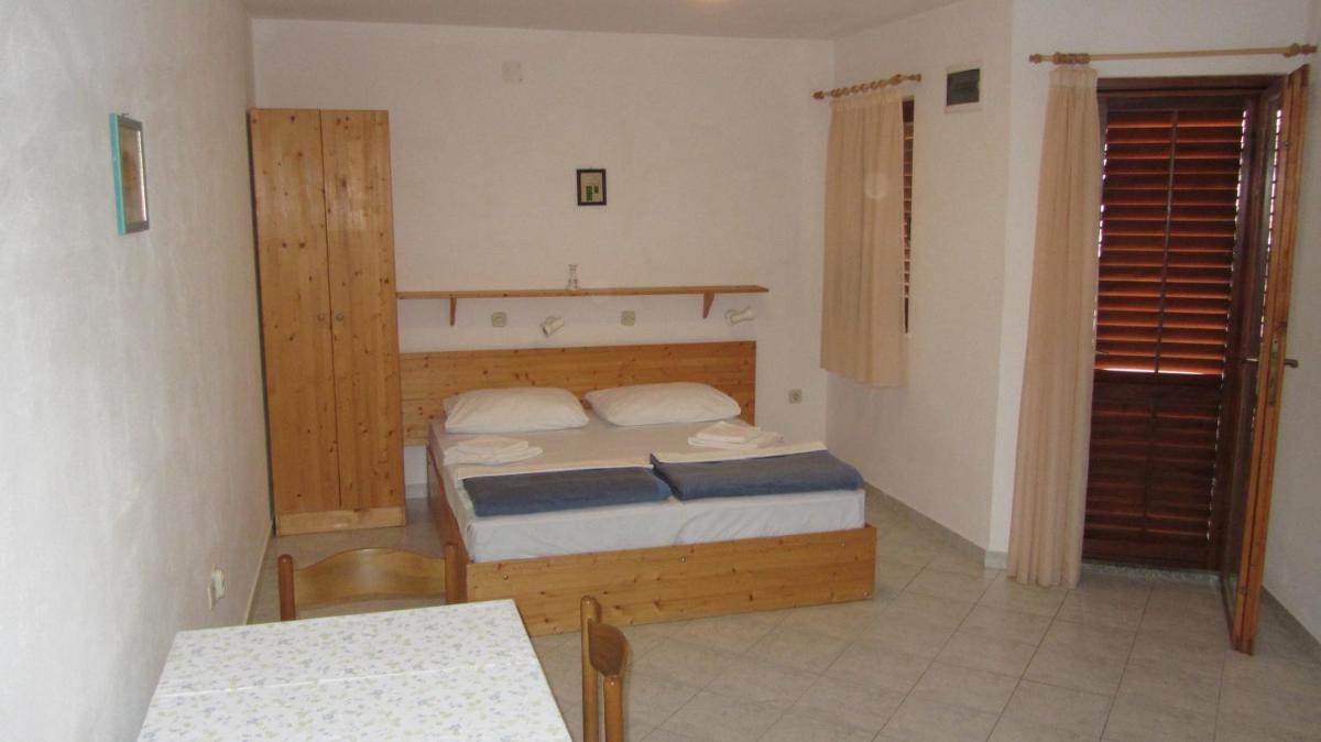 Dvor Maraca bell tower apartments - Housity
