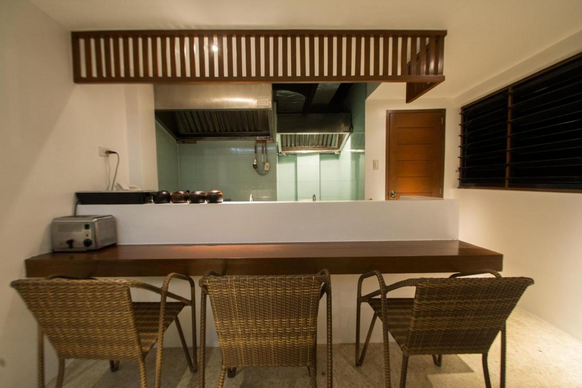 Signature Boracay Blue - Hizvo