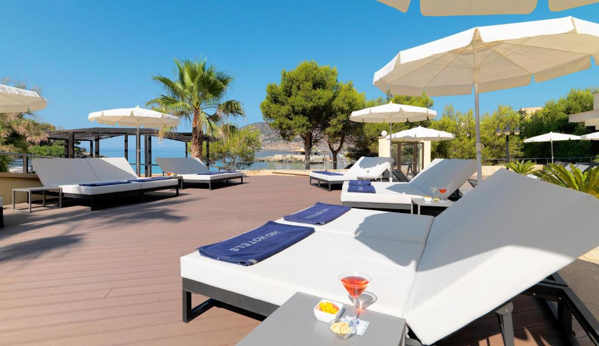 Piscina en o cerca de Boutique Hotel H10 Blue Mar - Adults Only