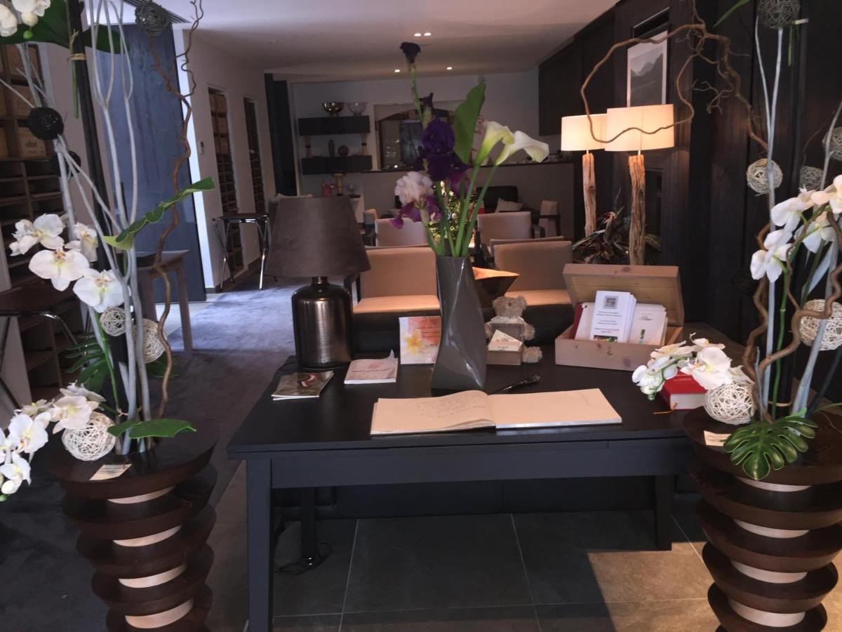 Photo de la galerie de l'établissement Hotel Blanc, à Marigny-Saint-Marcel