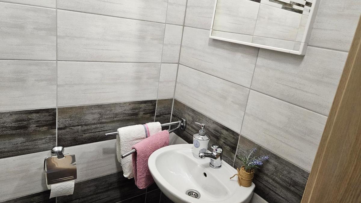 Apartment Andrea - Housity