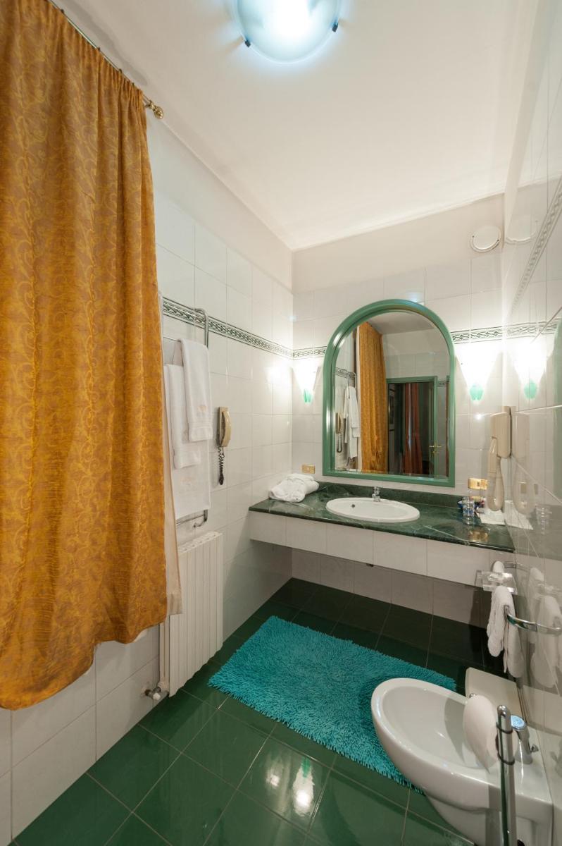 Hotel Villa Giulia - Housity