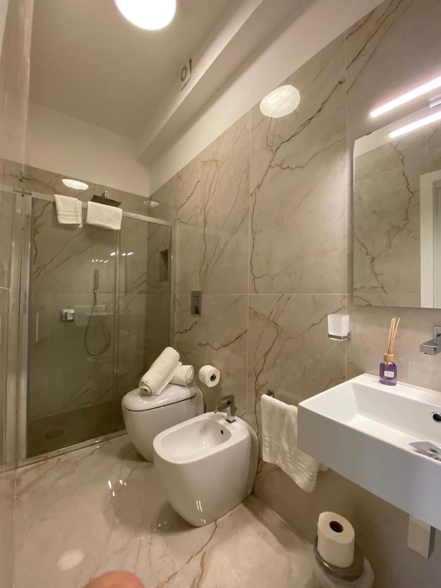 Suitetrails - Paura Suite Apartment