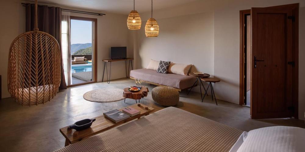 ALETRI new swim up HOTEL - Housity