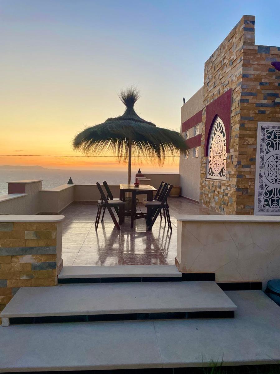 Master Suite in Bellavista Andalucia with Pool and Beach - Housity