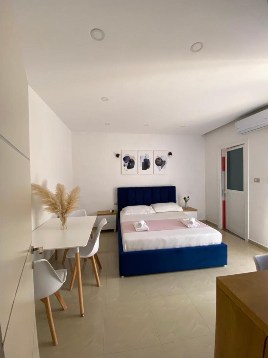 Ksamil Guest House Dea - Housity