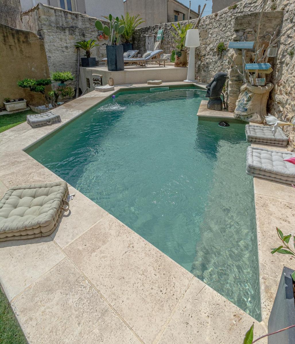 Le Baratier - Demeure de charme Sauna & Piscine - Housity