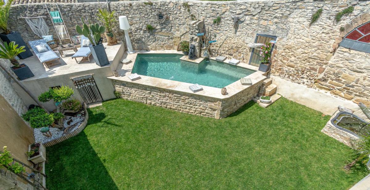 Le Baratier - Demeure de charme Sauna & Piscine - Housity