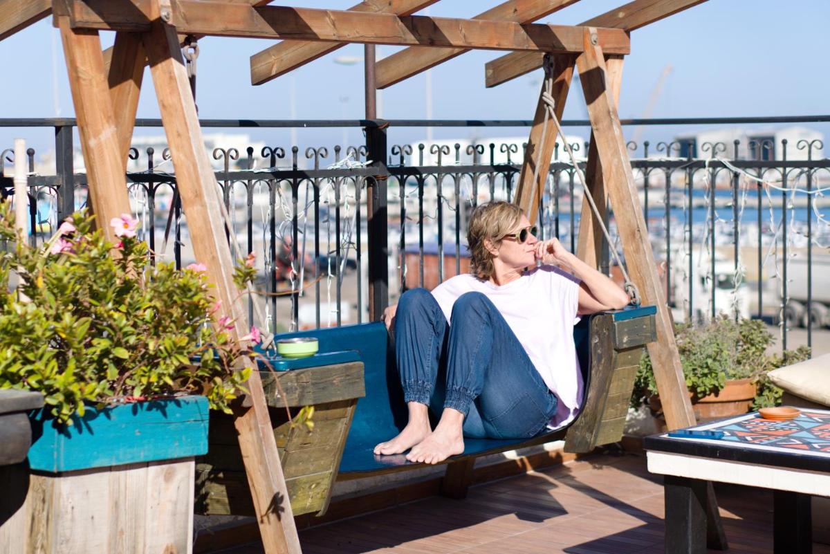 Haifa Hostel - Housity