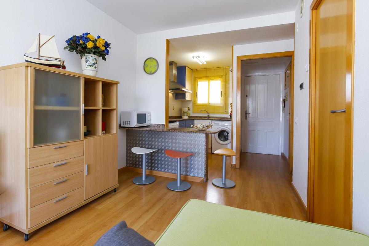 Flora Planet Costa Dorada - Housity