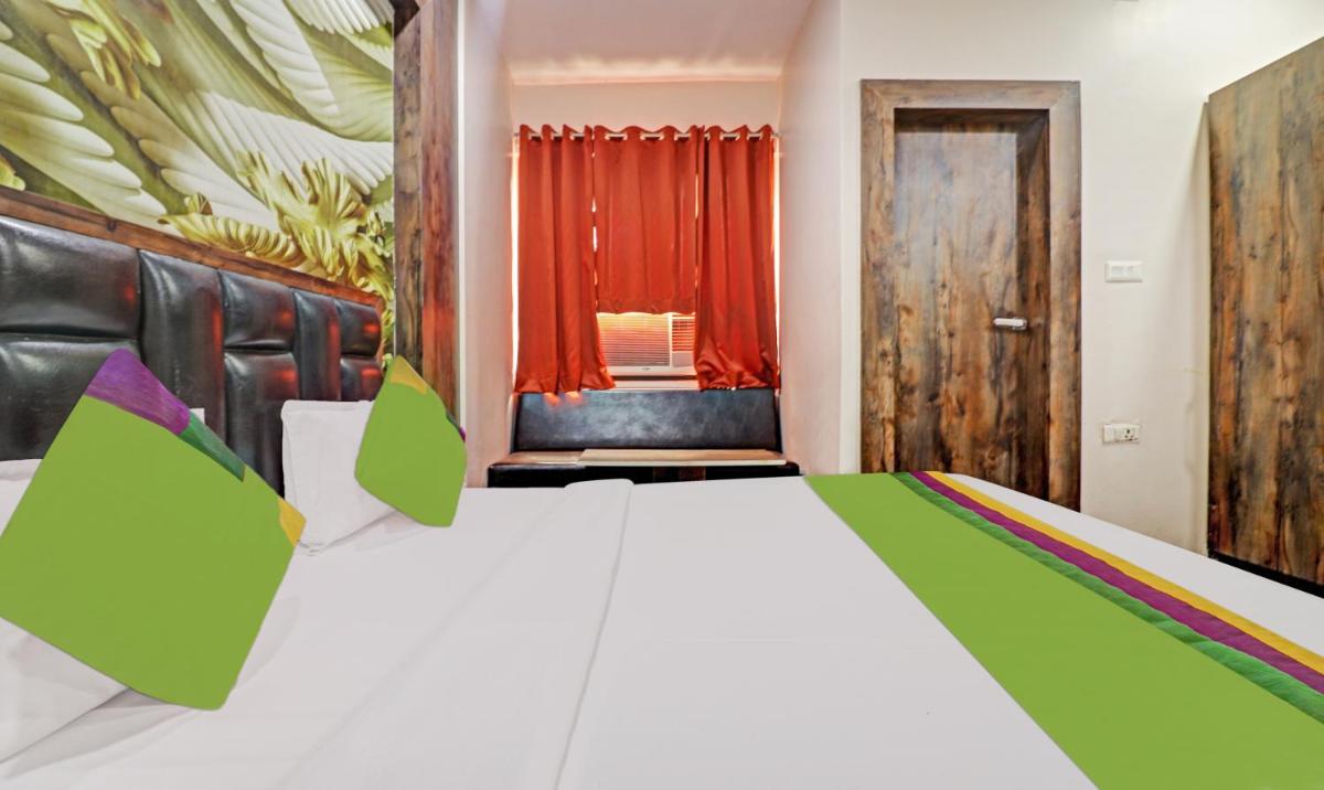 Hotel Divinity - Housity