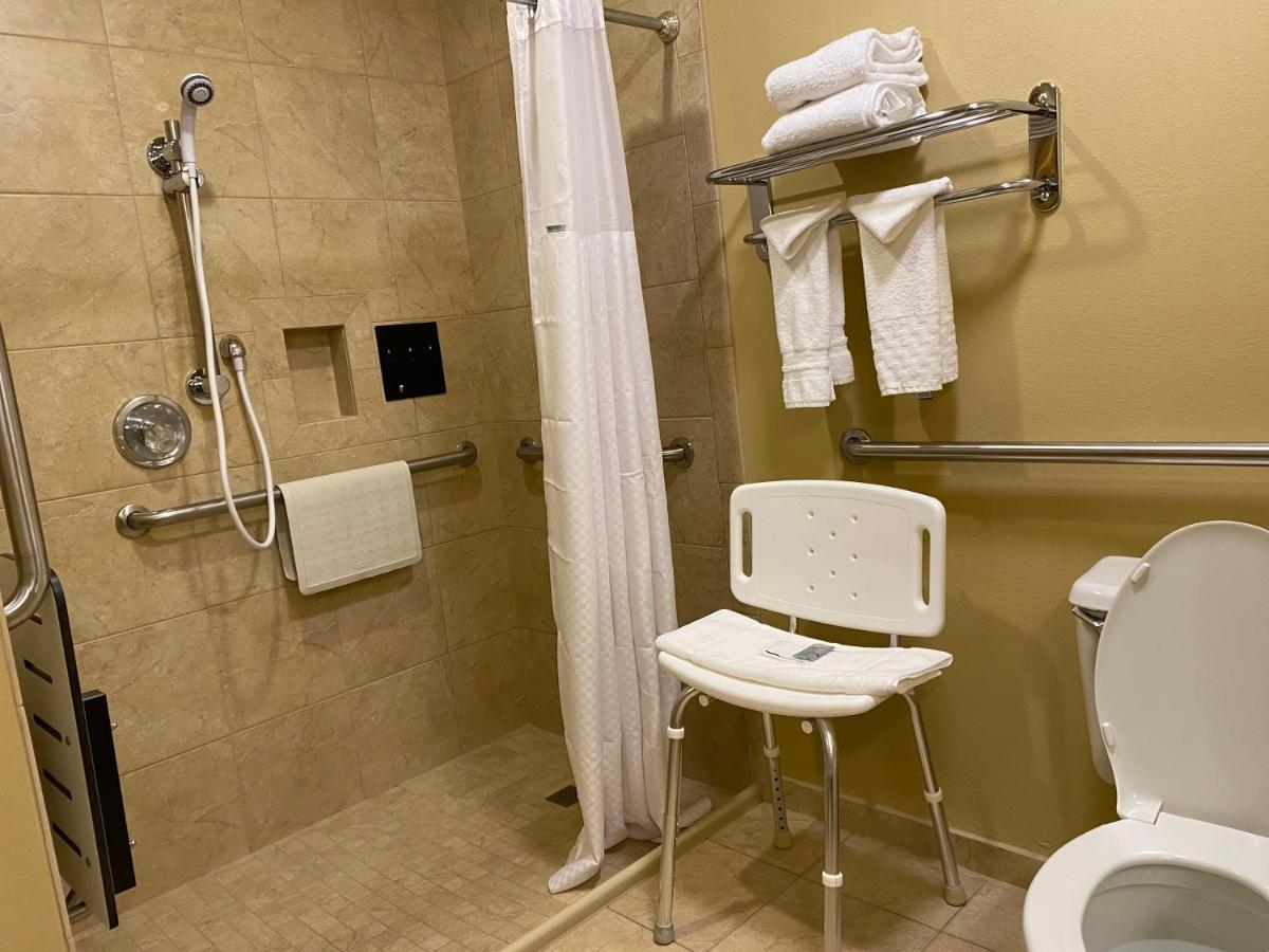 Wingate by Wyndham Mount Vernon - Housity