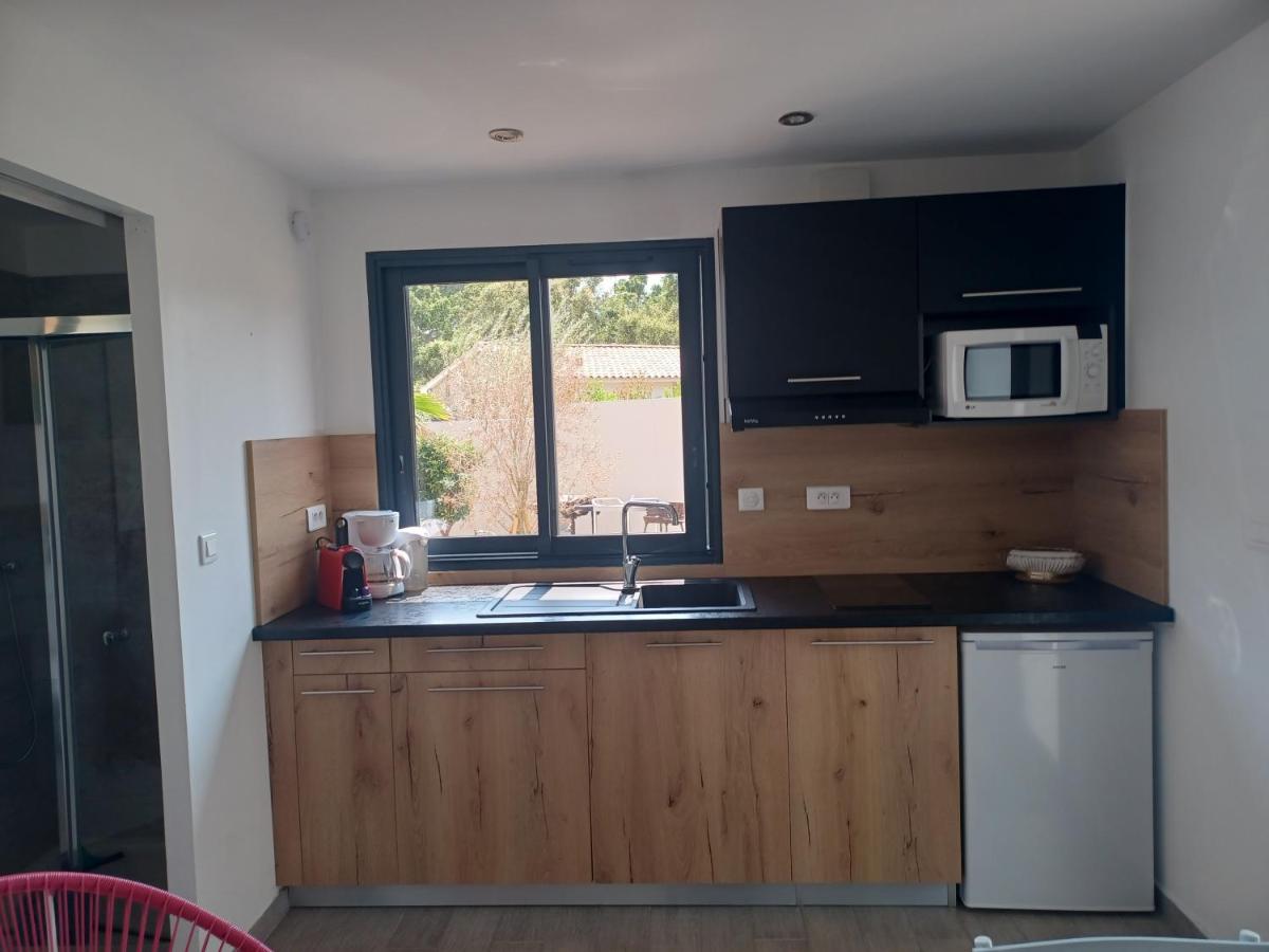 Mini villa a Lecci, Proche de la mer - Housity