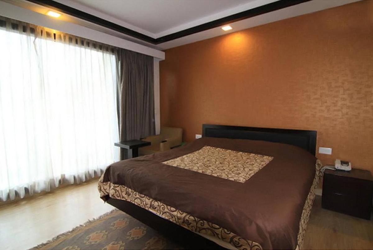 Rainbow Residency - Housity