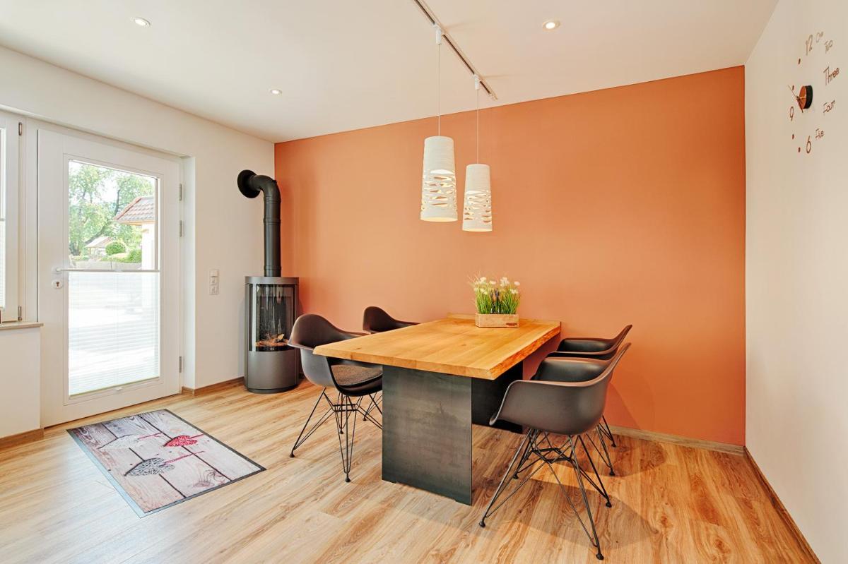 Residenz Markgraf 5 Sterne Ferienwohnung mit Saunahaus und Pool - Housity