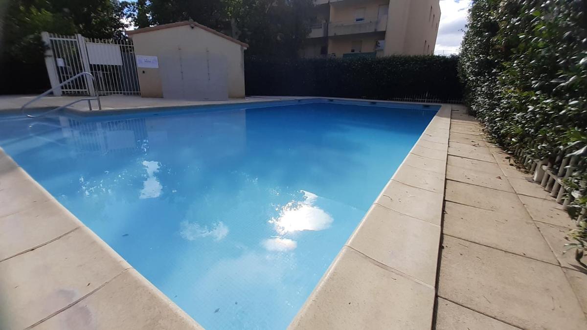Appartement Terrasse panoramique Piscine - Housity