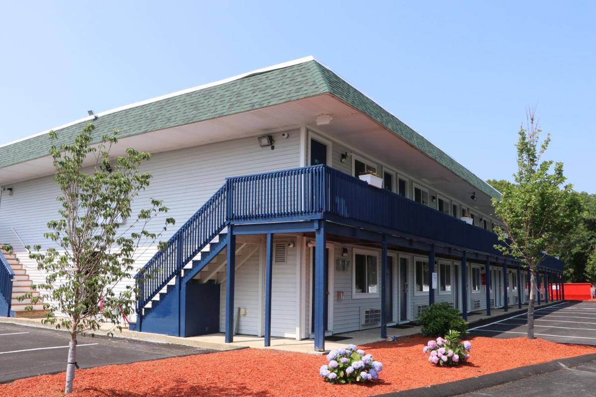 Sunbird Cape Cod Annex - Housity