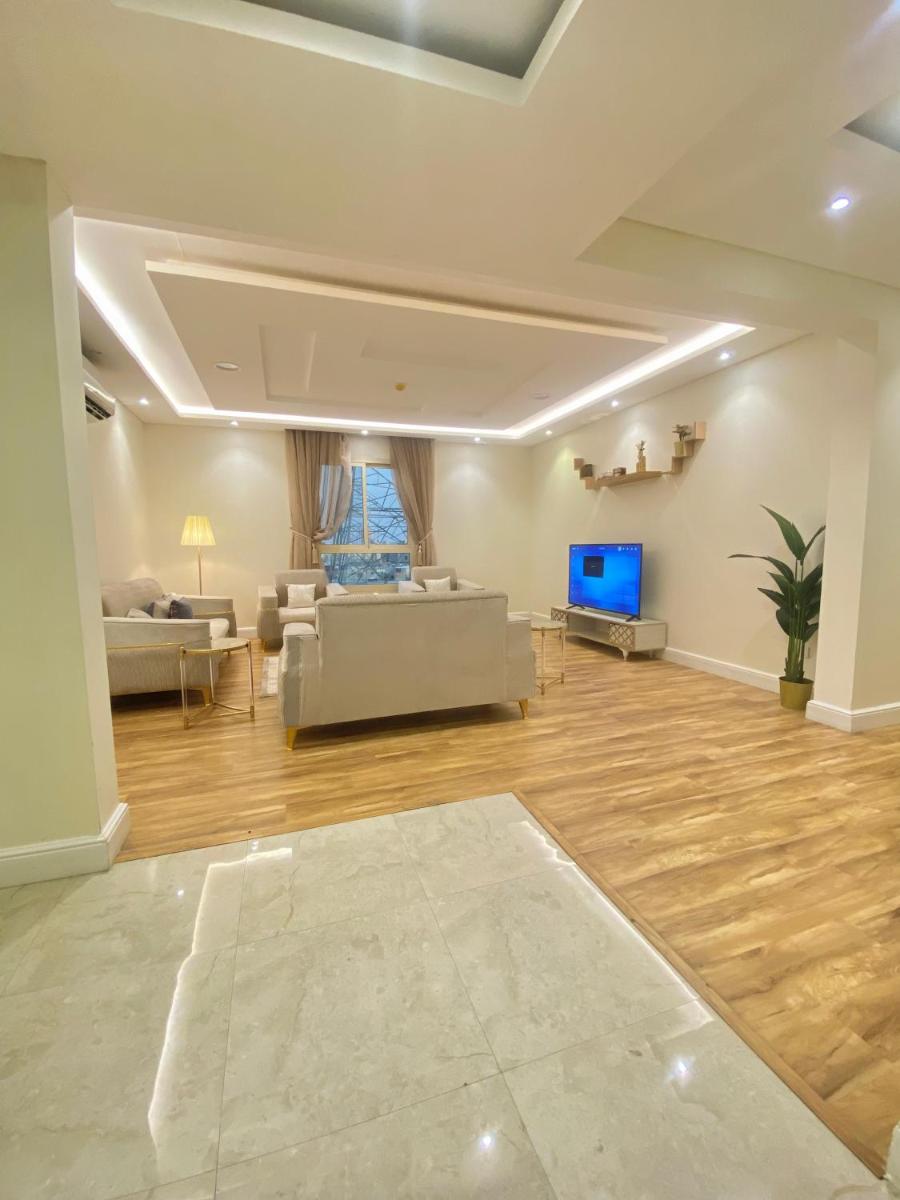 Suitetrails - Spacious 2 bedroom apt-in amazing location