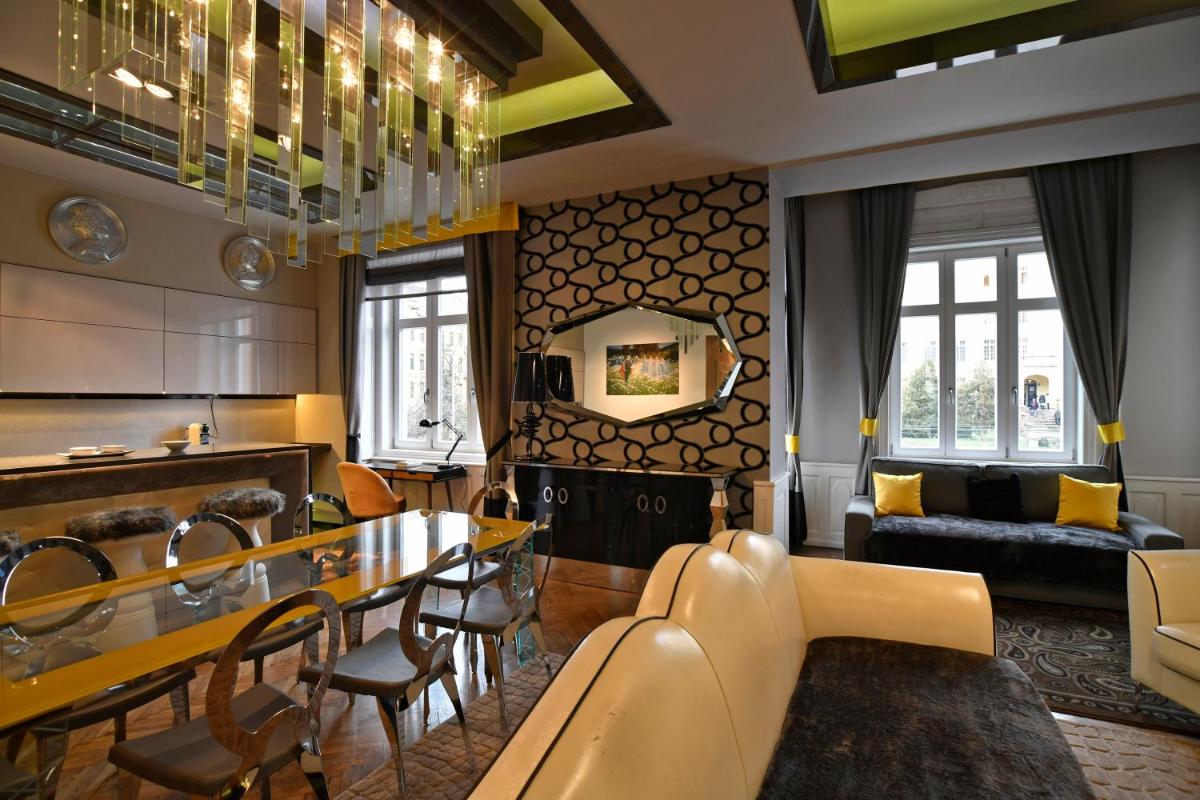 LuxuryFlat near centre on118 sqm, 3BR,2BTH,8bed,AC - Housity