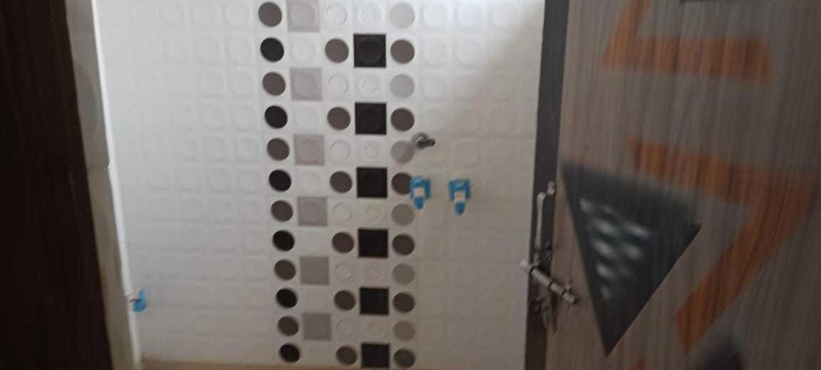 Suitetrails - OYO Home Sharma Guest House