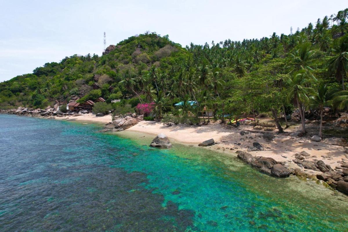 P.D. Beach Resort - Housity