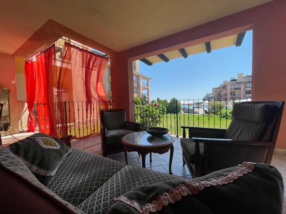 Suitetrails - Boutique & Luxury Apartment in Kaliakria