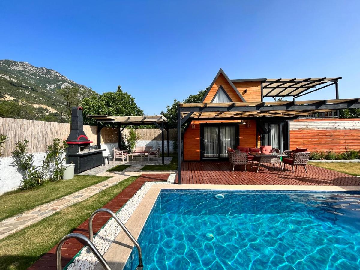 Cadianda Bungalove - Housity