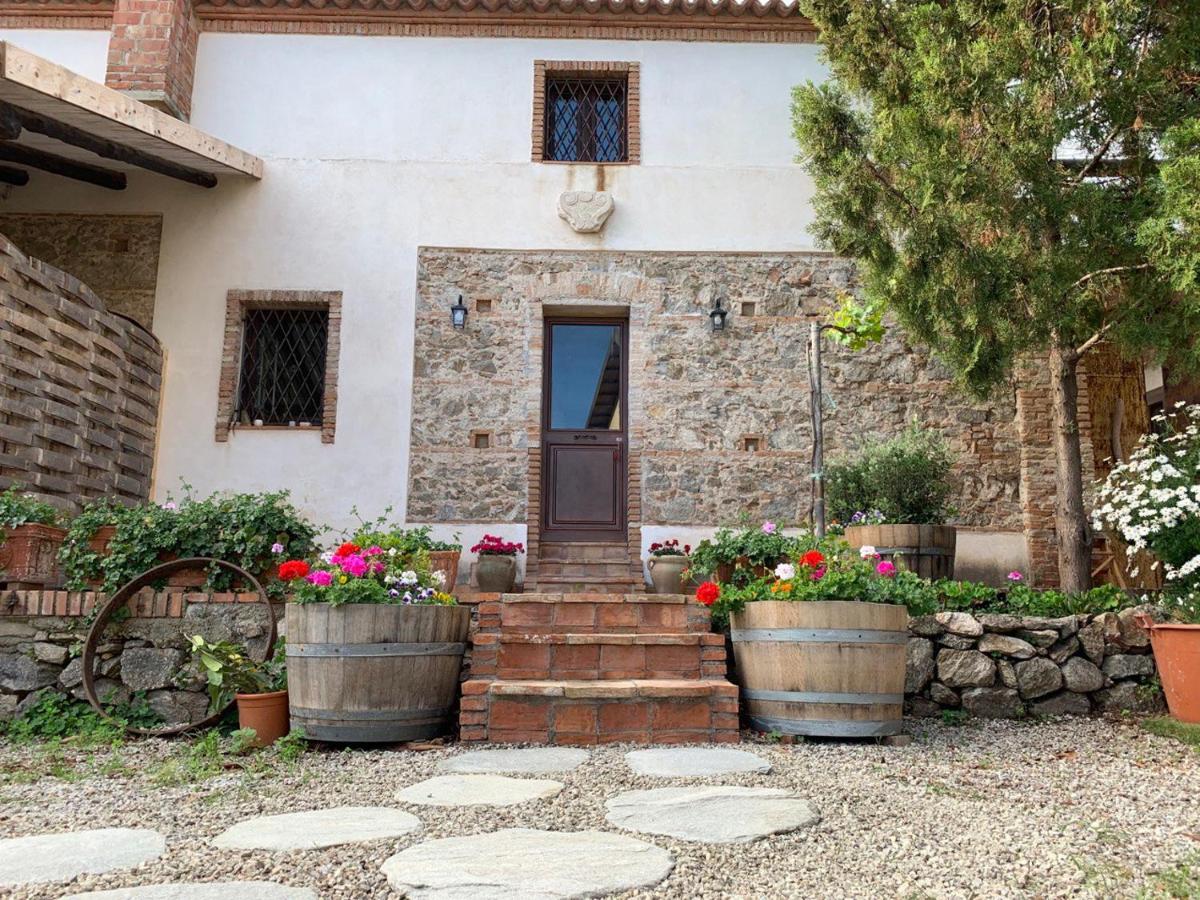 Sicilian Suite Garden - Housity