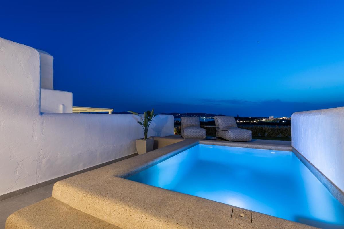 Sersi Paros Villas & Suites - Housity