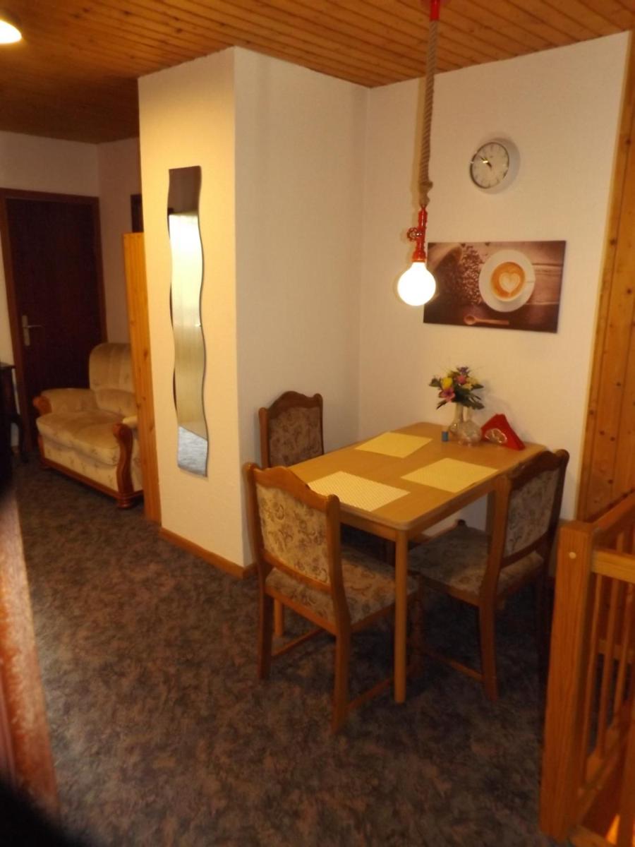 Gästehaus Hahnenkrug - Housity