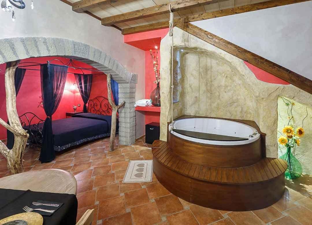 Il Giardino dei Flintstones B&B - Housity