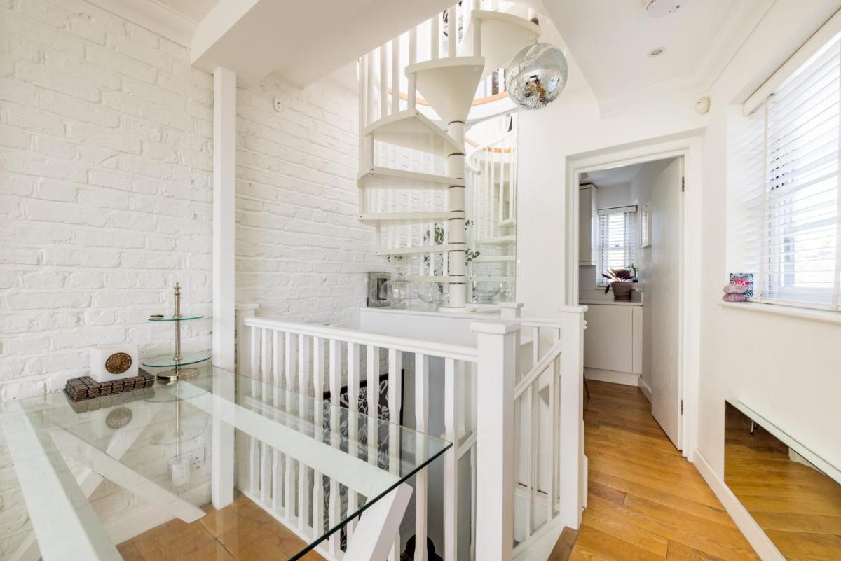 Suitetrails - Unique Light-filled House - Primrose Hill