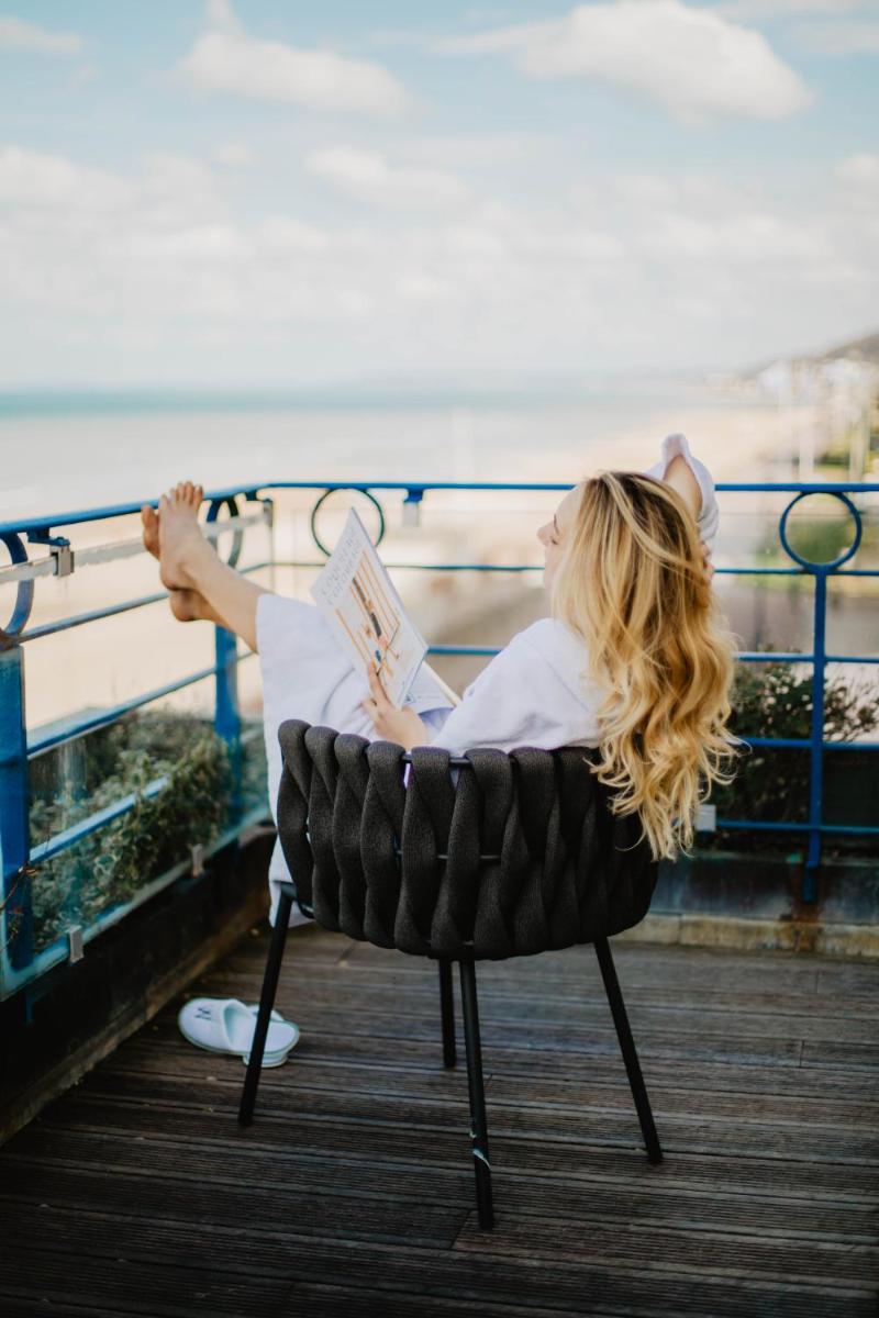 Balcon ou terrasse dans l'établissement Le Grand Hotel de Cabourg - MGallery Collection