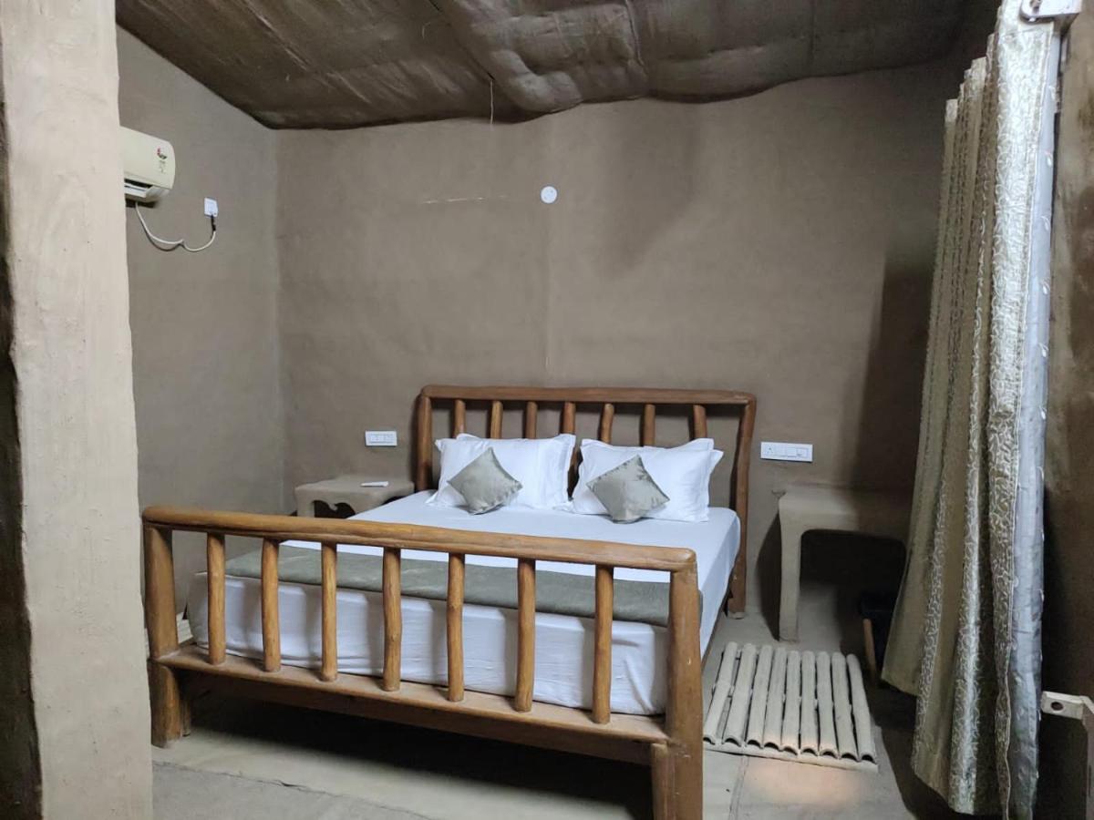 Virsaa - The Captain's Mud Retreat - Housity