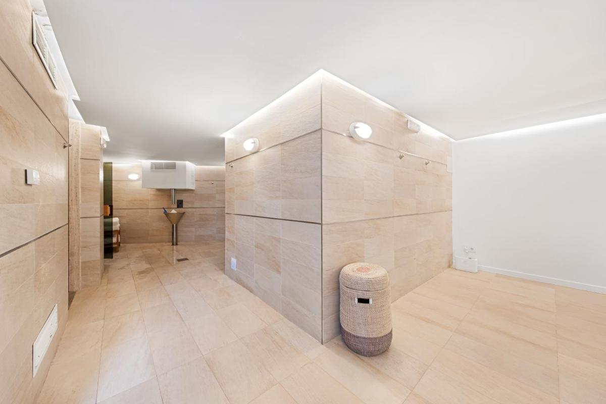 Un baño de Hotel Villa Chiquita - Adults Only - Over 12