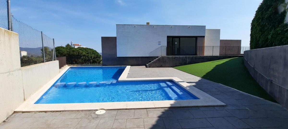 Cau Del Llop 2 - Housity