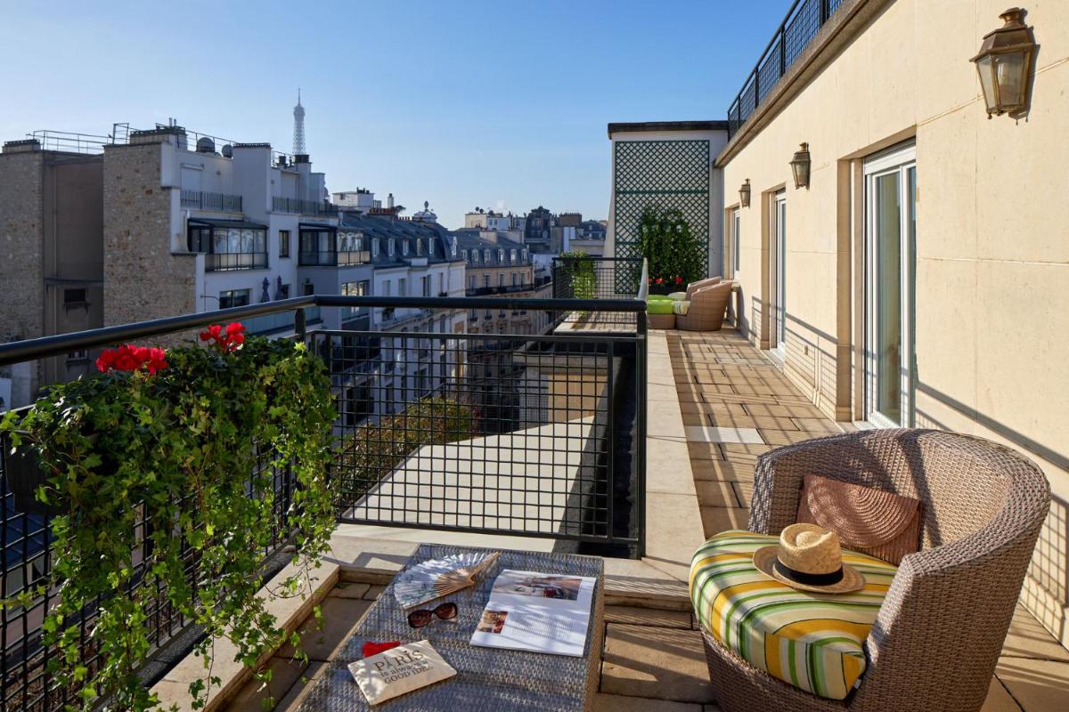 Balcon ou terrasse dans l'établissement Majestic Hotel Spa - Champs Elysées