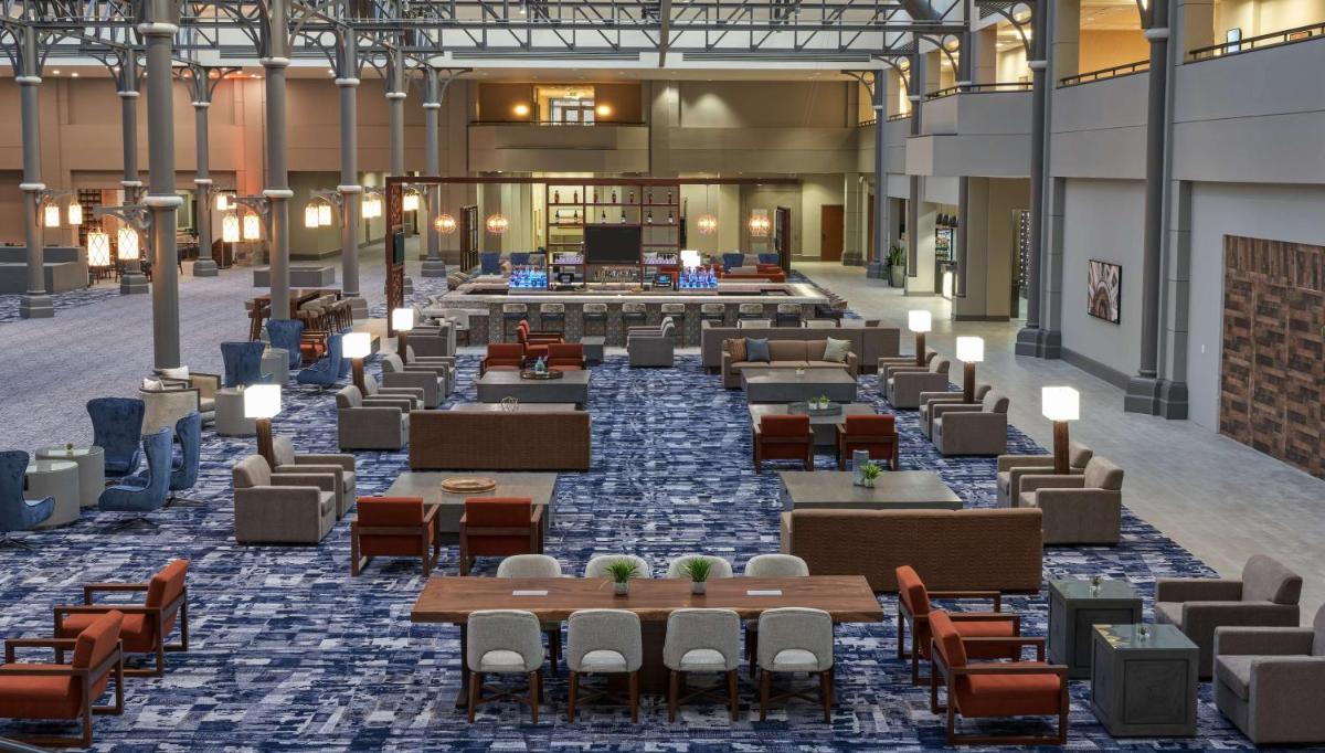 Hilton Houston North - Housity
