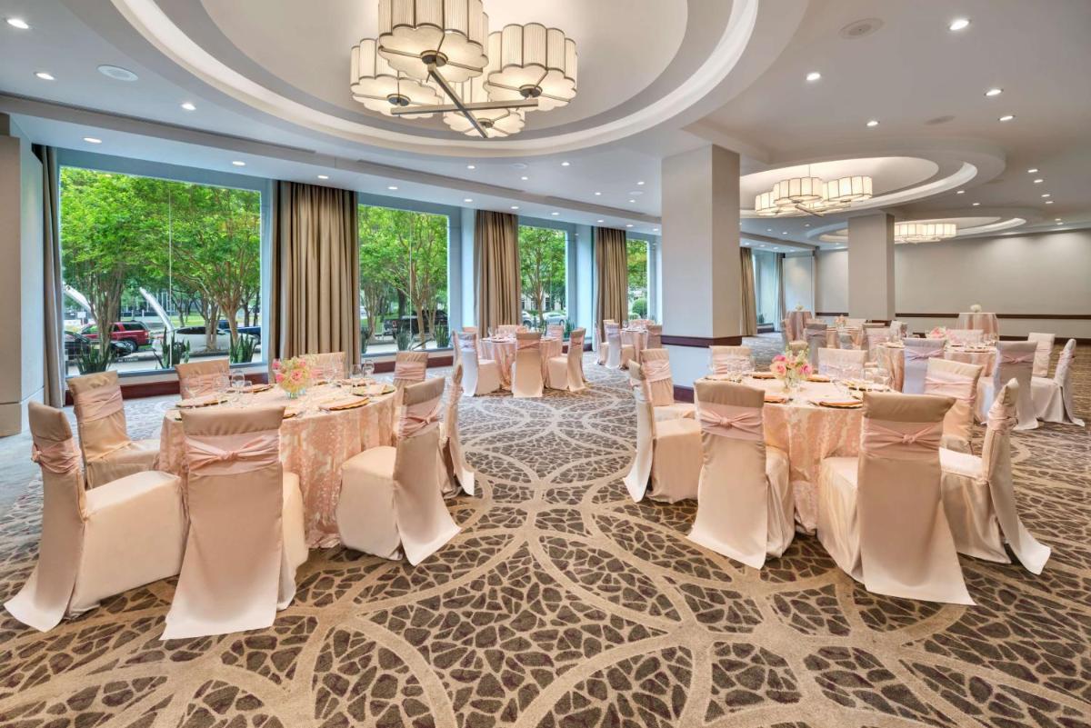 Hilton Houston Post Oak by the Galleria - Housity