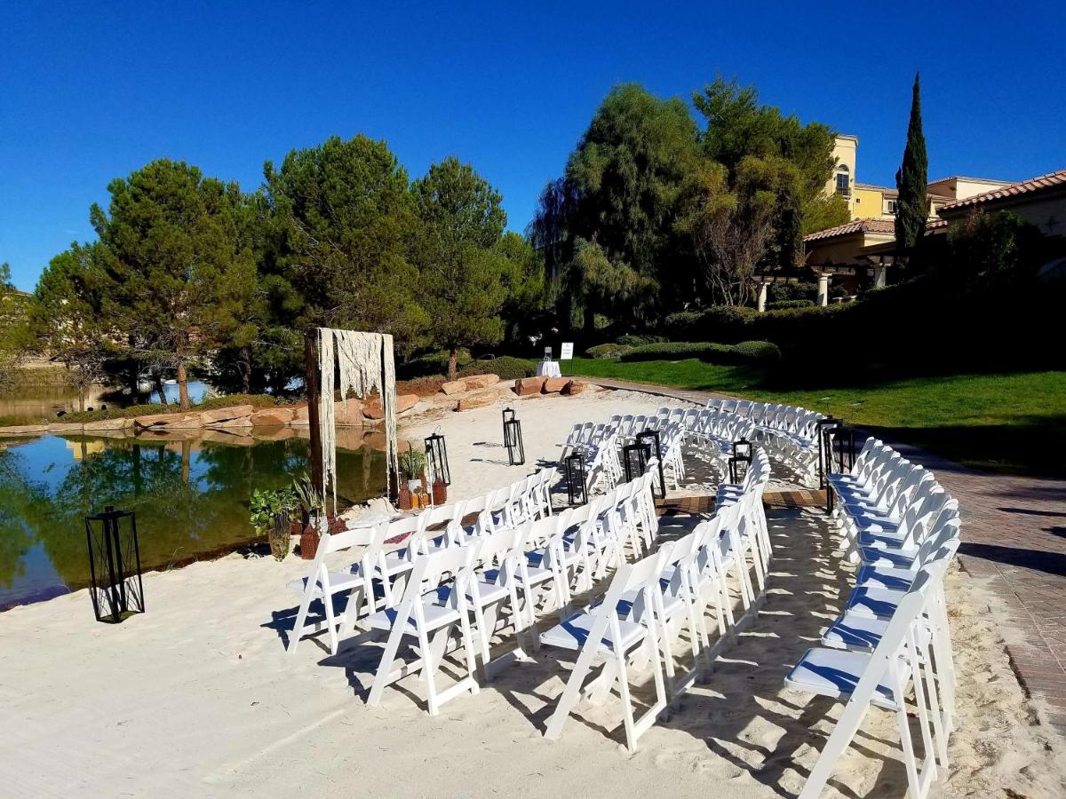 Hilton Lake Las Vegas Resort & Spa - Housity