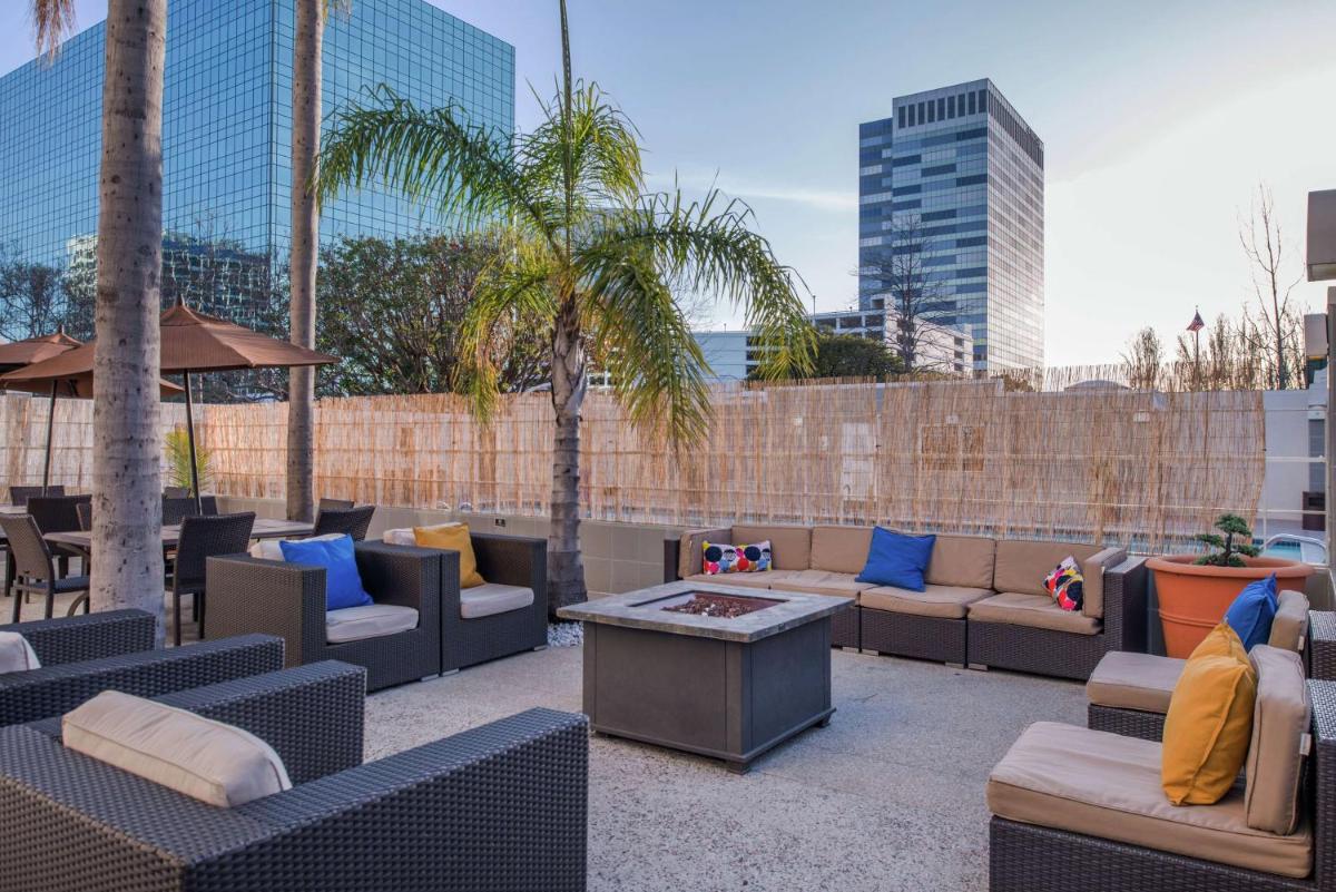 DoubleTree by Hilton LAX - El Segundo - Housity