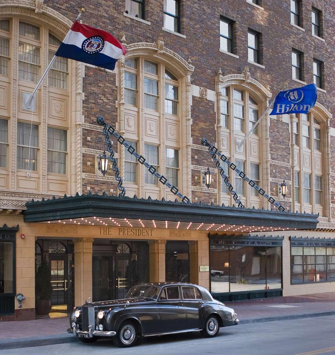 Hilton President Kansas City - Housity
