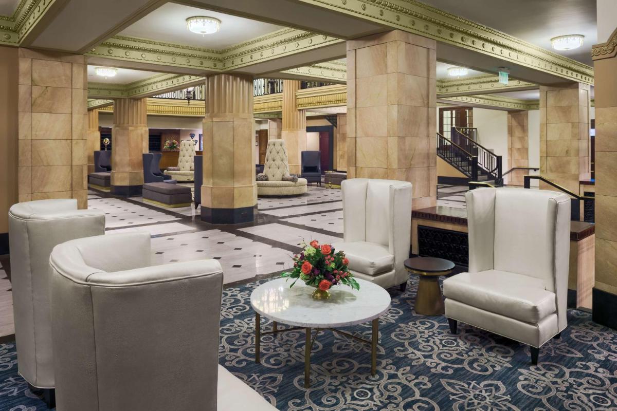 Hilton President Kansas City - Housity
