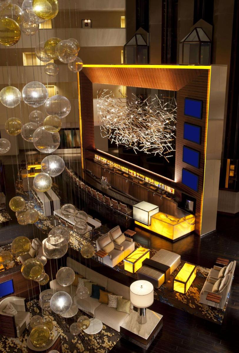 Hilton McLean Tysons Corner - Housity