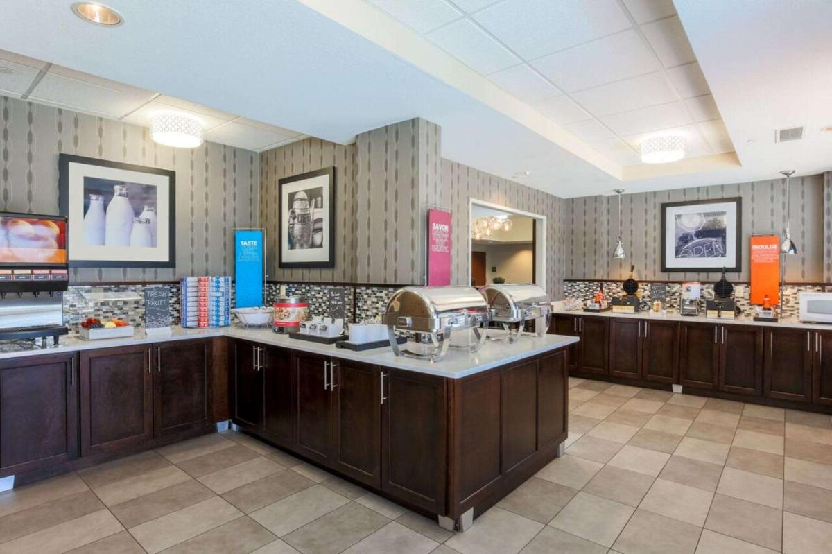 Hampton Inn Memphis-Southwind - Housity