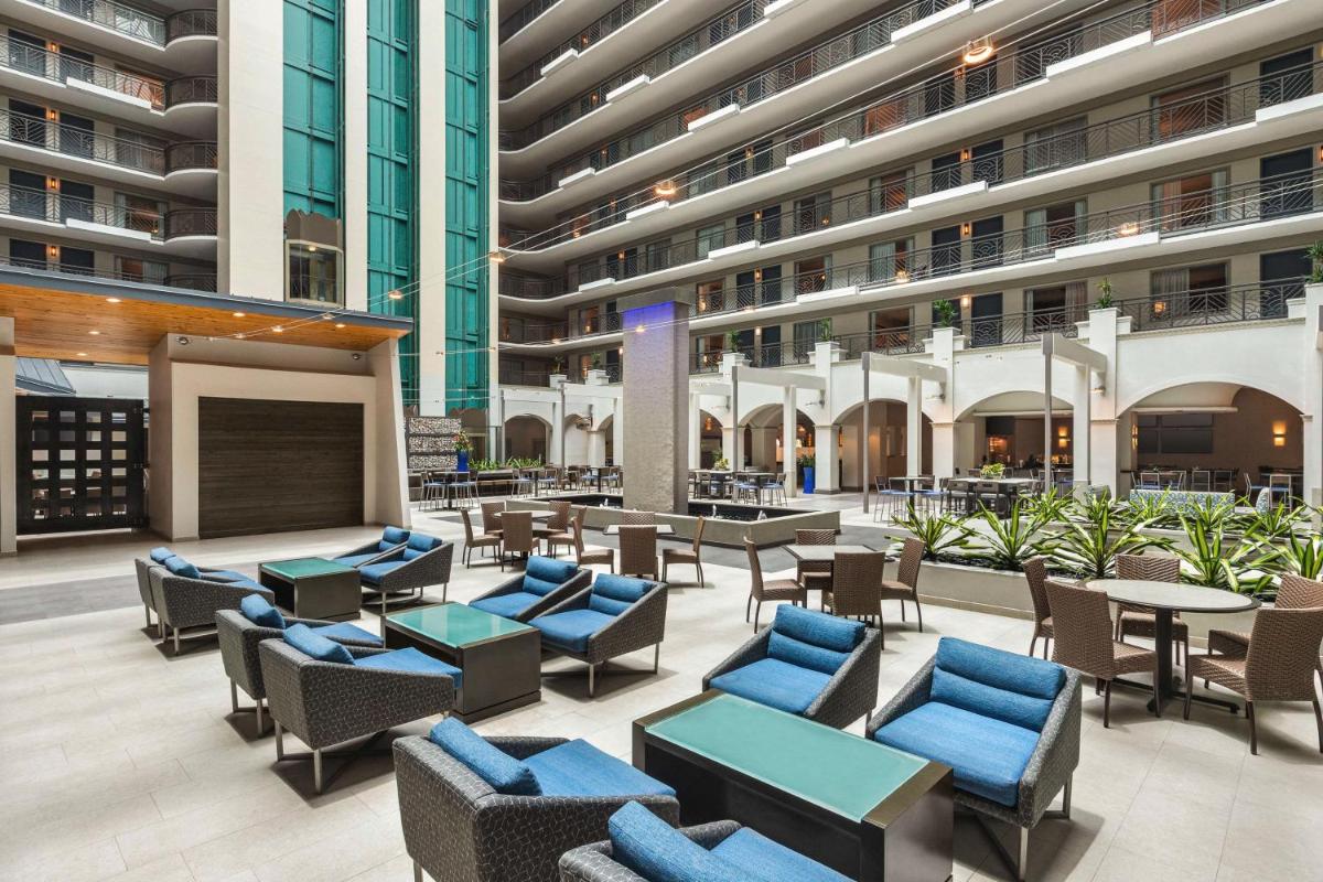Embassy Suites by Hilton Miami International Airport - Housity