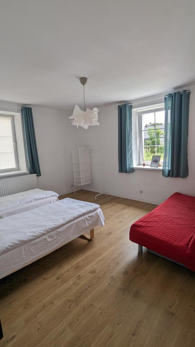 Mieszkanie rodzinne trzypokojowe - Housity